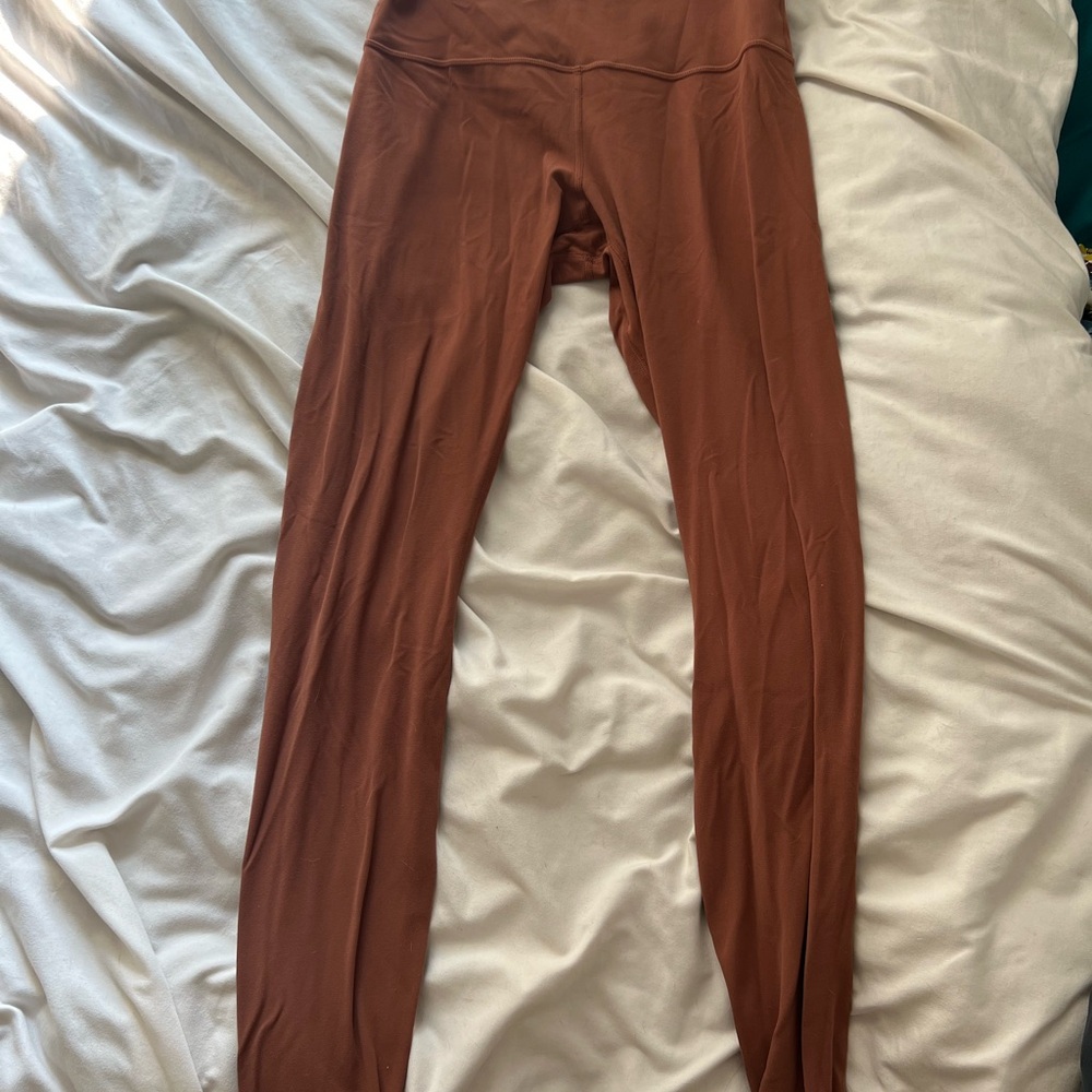 lululemon aligns ancient copper size 6